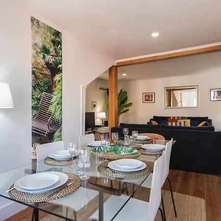 Lovelystay - Bairro Alto Terrace Wonder Lisbon