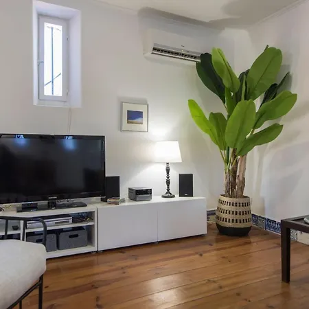 Lovelystay - Bairro Alto Terrace Wonder * Lisbon