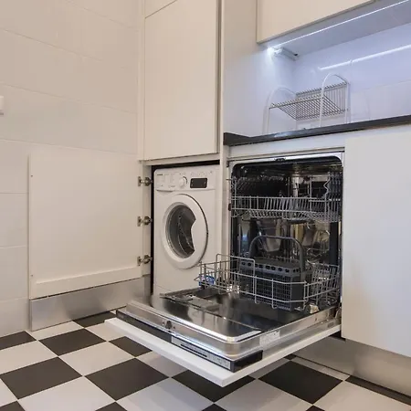 Apartment Lovelystay - Bairro Alto Terrace Wonder *