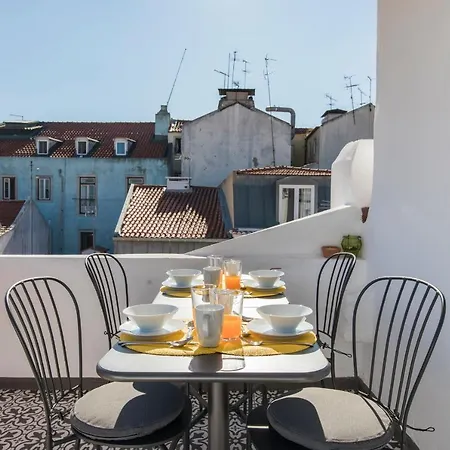 Lovelystay - Bairro Alto Terrace Wonder Apartment Lisbon